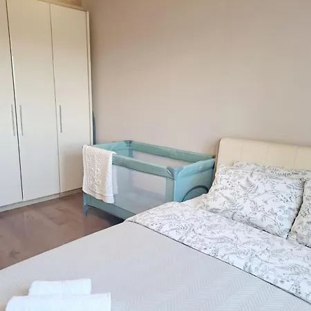 Levskig Family Flat 10 Min From Airport And Center